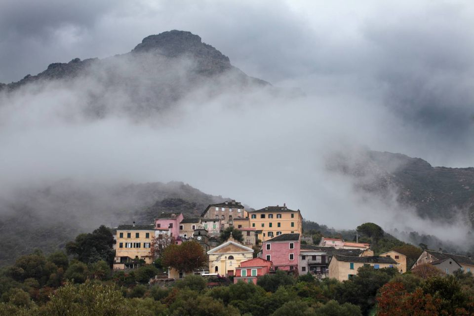 Le village d'Ogliastru - Cap Corse 1