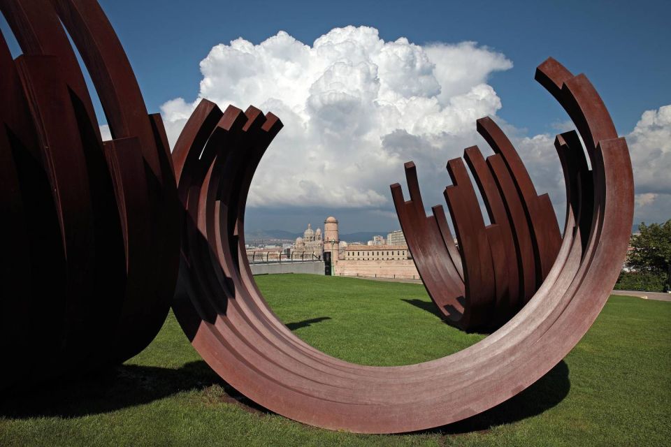 Sculptures de Bernar VENET au Pharo - Marseille